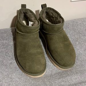 UGG Women's Classic Ultra Mini Burnt Olive - 8